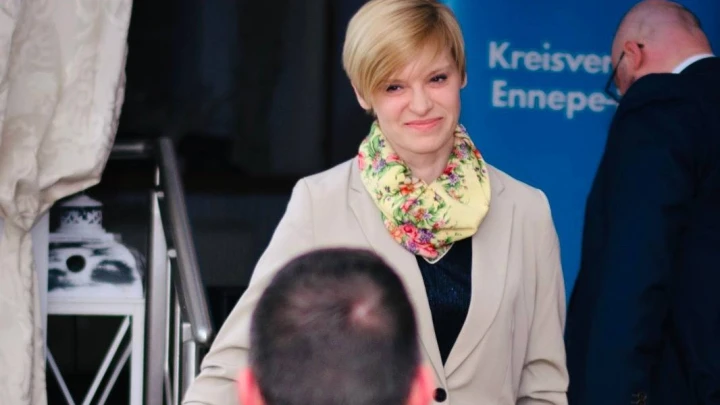 Единственный депутат в Германии не встала, увидев делегацию Украины