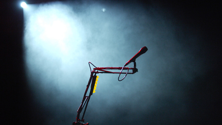 Издевавшийся над многодетной мамой комик Орлов высмеял Православие