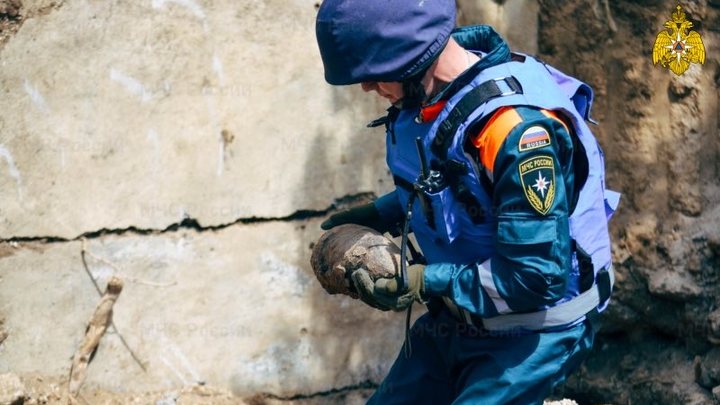 Полицейские нашли пять килограммов взрывчатки около кафе в Мелитополе