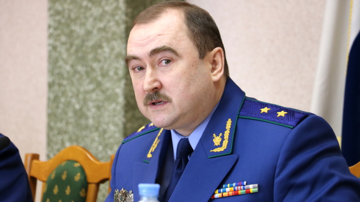 Суд оставил под стражей экс-прокурора Новосибирской области Фалилеева