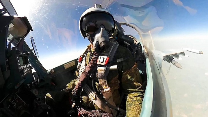 Боевые экипажи Су-25 ВКС России нанесли мощный ракетный удар по подразделениям украинских боевиков