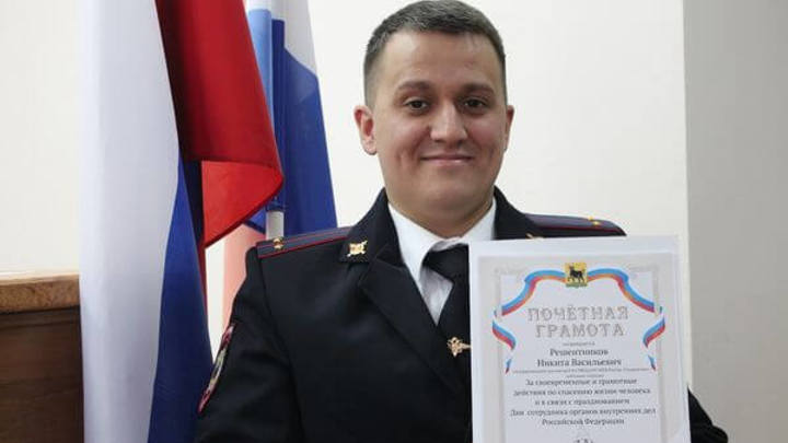 В Самарской области полицейский спас прибывшую с Донбасса женщину, которой стало плохо