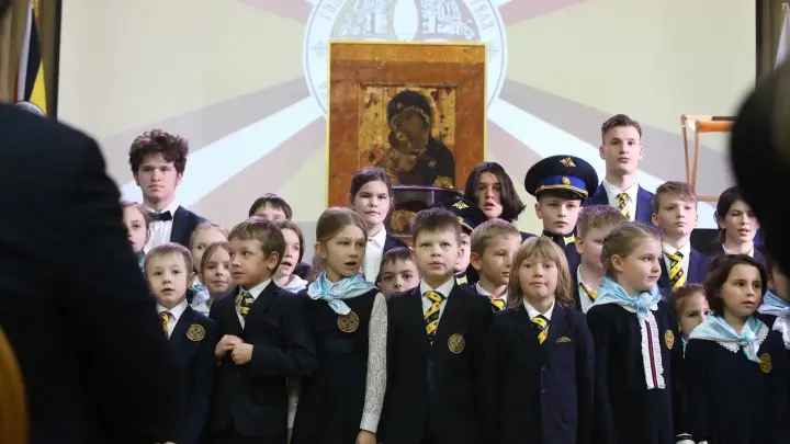 Ъ: православные школы России обошли обычные по результатам ЕГЭ