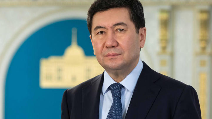 Кошанов возглавил правящую партию в Мажилисе Казахстана
