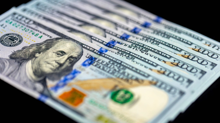 Удар по доллару: началась новая мировая валютная война?