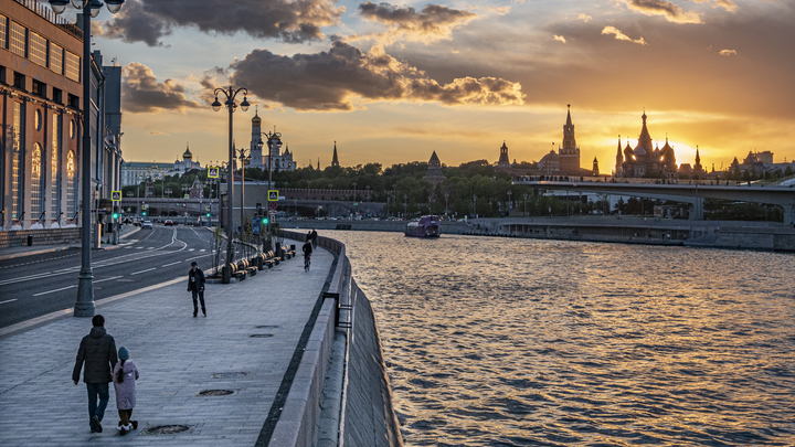 Военное положение и закрытие границ: В Кремле ответили на волнующие граждан вопросы