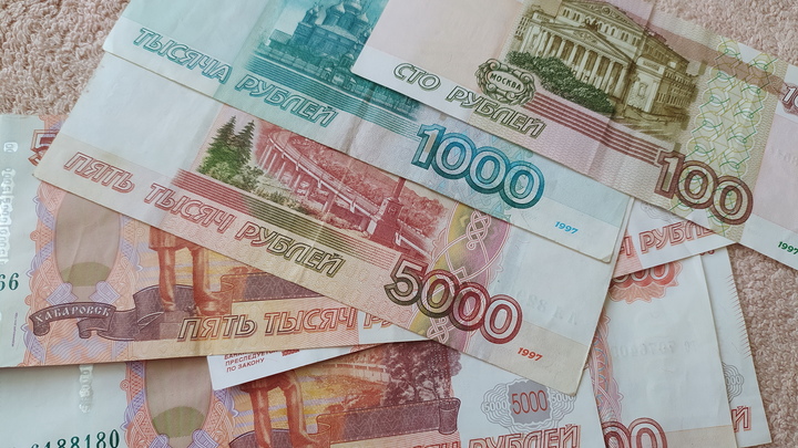 Неизвестные выманивают у чиновников деньги на взятку от имени вице-мэра Екатеринбурга