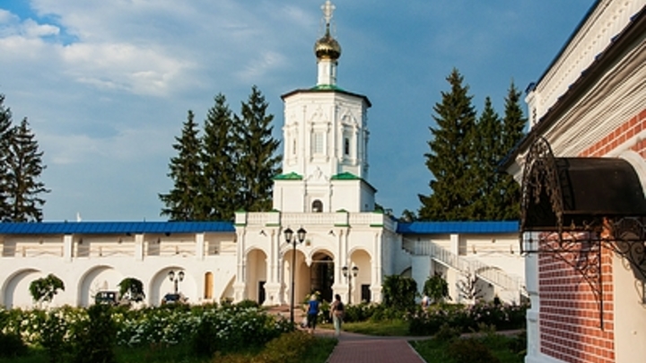 СБУ вновь обыскивает православные монастыри на Украине