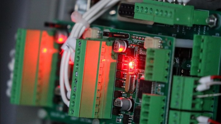 Русская промышленность вышла в плюс: Спасибо санкциям и гособоронзаказу