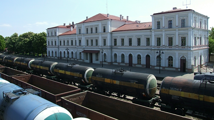 Песков: Россия поставит в Европу необходимый объем газа