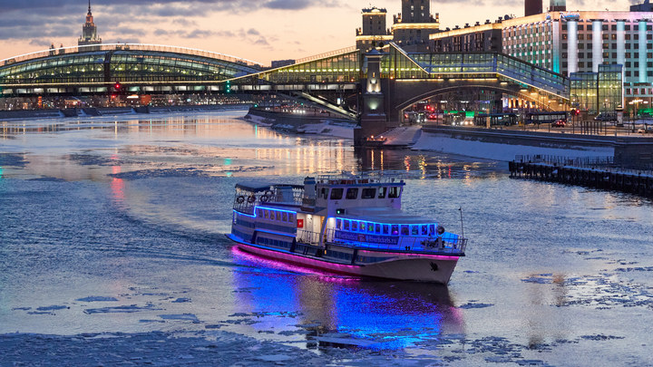 У каждого города России своё лицо: Эти иллюстрации уже стали легендой