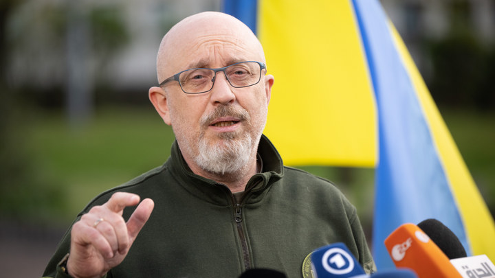 Министр обороны Украины потребовал от Запада новых поставок: У нас ракеты заканчиваются