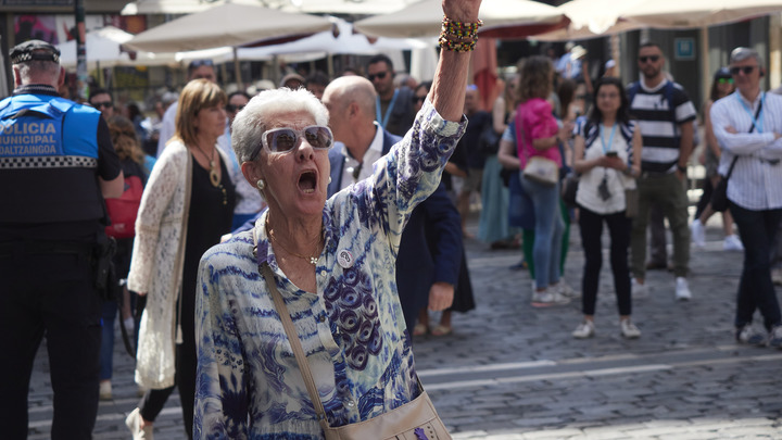 Бежавшие из России предатели уничтожают друг друга