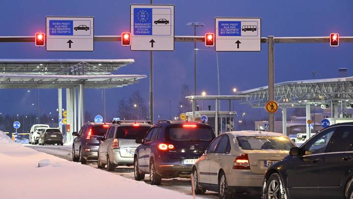 Стало известно, когда из Петербурга в Финляндию снова поедут автобусы