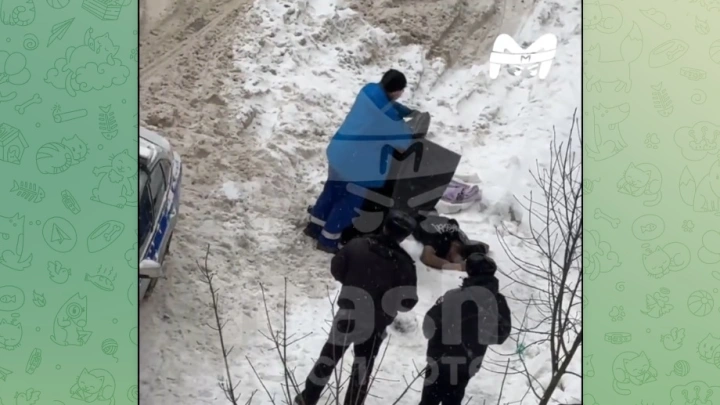 В сети появилось видео смертельного падения футболиста Лайонела Адамса из окна