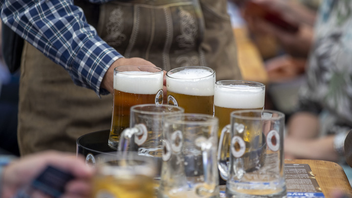 Споить молодёжь и освободить острова: Обозреватель рассказал об алкогольном заговоре в Японии