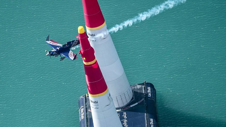 В Геленджике готовятся к авиагонкам Формулы-1