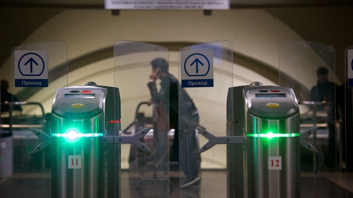 Мэр Екатеринбурга раскрыл, когда в метро заменят турникеты