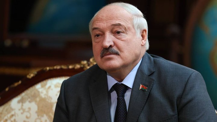 Лукашенко жёстко ответил Западу: Разберитесь сначала с вывозом детей с Украины на органы