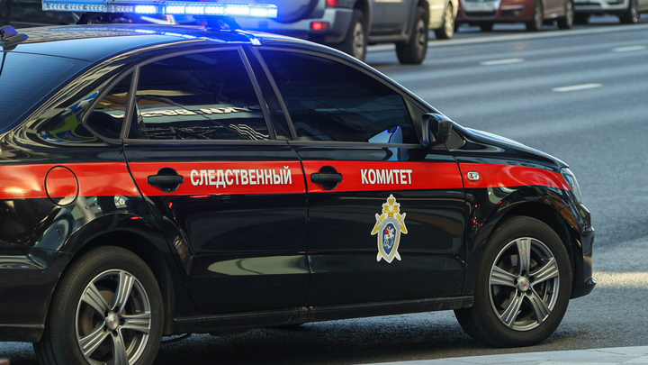 Тело мужчины с ножевыми ранениями нашли возле Боровского шоссе в Москве
