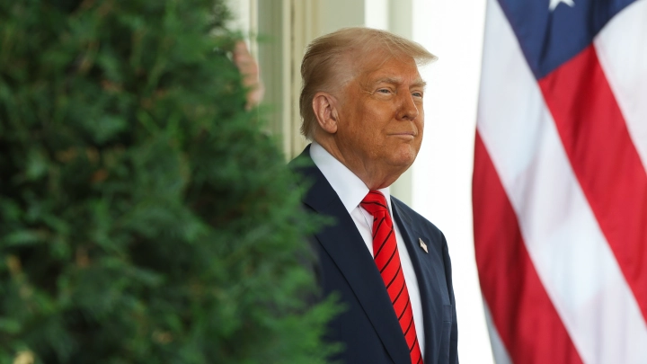 Трамп: время вернуться к формату G8 с участием России упущено