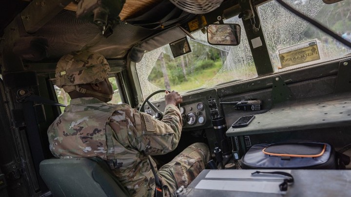 Наёмники подорвались на мине в чистом поле. Военкор Сладков: Нарушили негласное правило