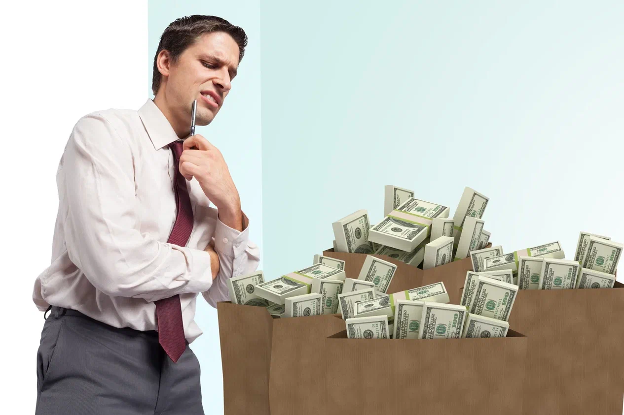 Хитрости свердловских чиновников с деньгами: Что рассказал борец с коррупцией?