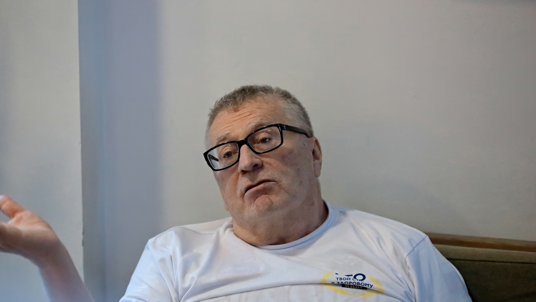 Жириновский сменил гнев на милость в отношении московских метеорологов Жириновский сменил гнев на милость в отношении московских метеорологов