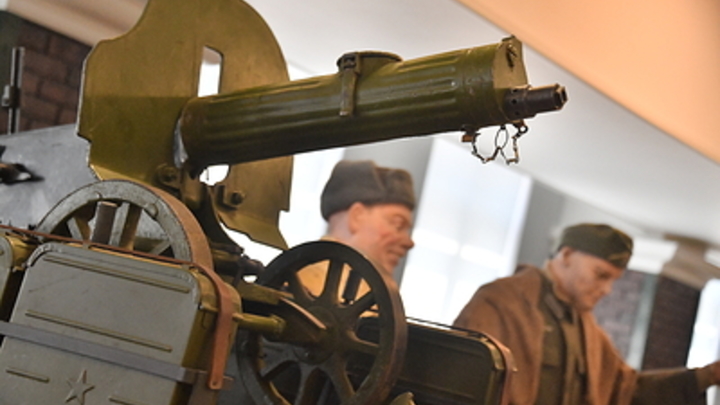 BI: украинские военные используют пулеметы Максима времен Первой мировой войны