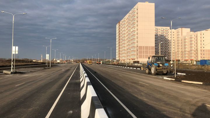 В микрорайоне Левенцовский в Ростове построили пять новых дорог