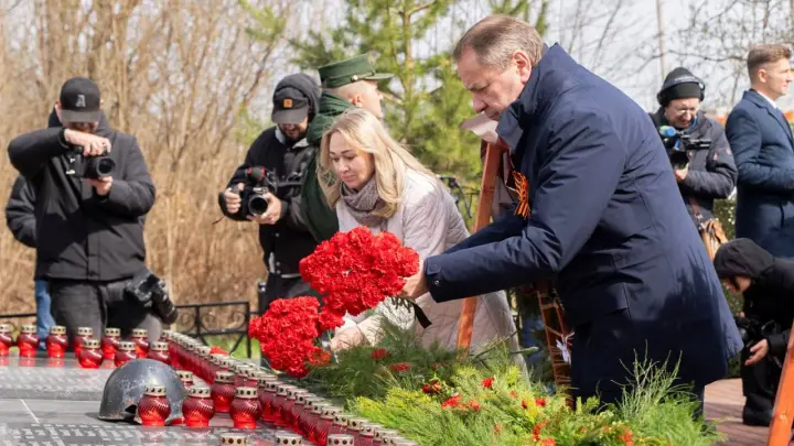В подмосковной деревне Щекутино снова зажгли Огонь Памяти