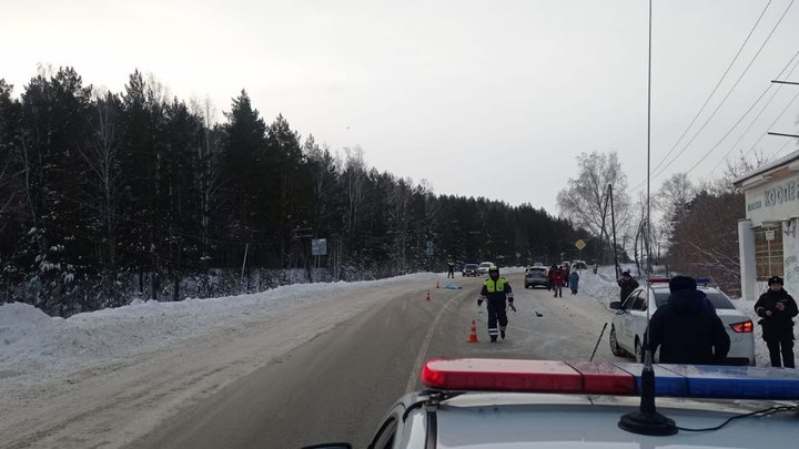 В Свердловской области иномарка насмерть сбила 12-летнюю девочку