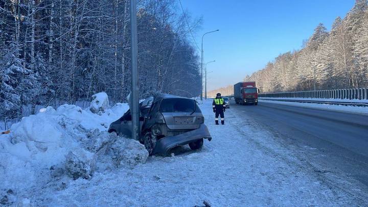 Смертельное ДТП под Екатеринбургом унесло жизнь пассажира иномарки