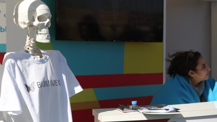 Академик РАН рассказал, в каком возрасте начинает стареть мозг