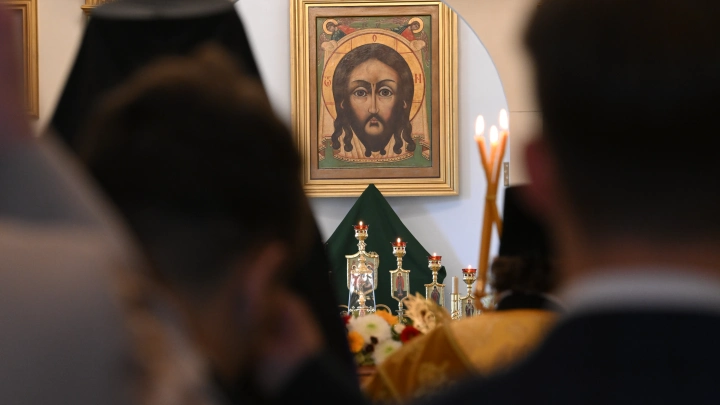 В речку или в печку: священник Белохвостиков раскрыл, что делать со старыми иконами