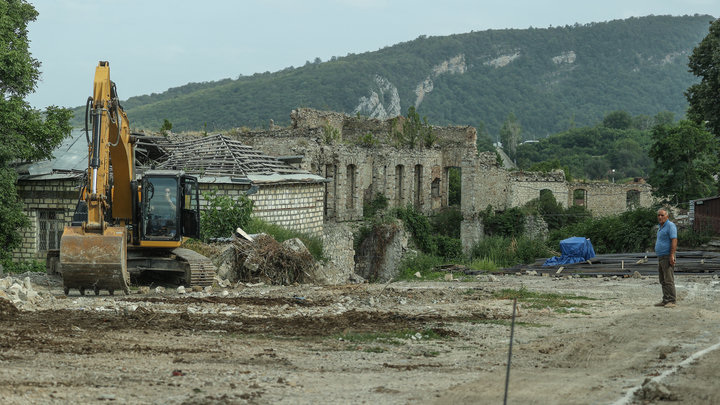 Вооруженные формирования Карабаха приступили к передаче оружия