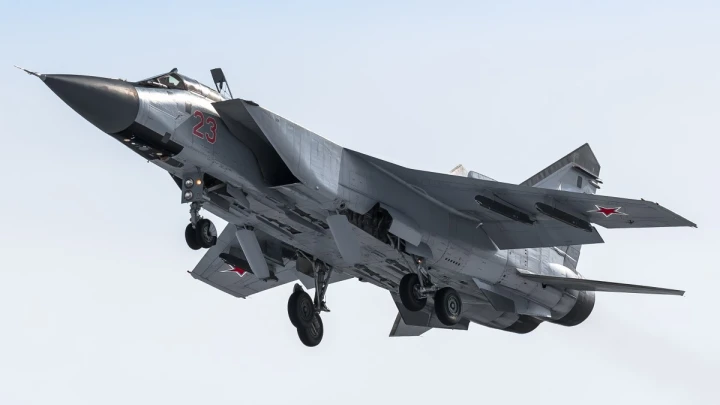 Истребитель МиГ-31 потерпел аварию в Липецкой области во время захода на посадку
