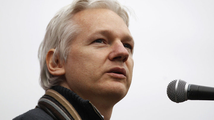 Основателю WikiLeaks Ассанжу разрешили пожениться в тюрьме