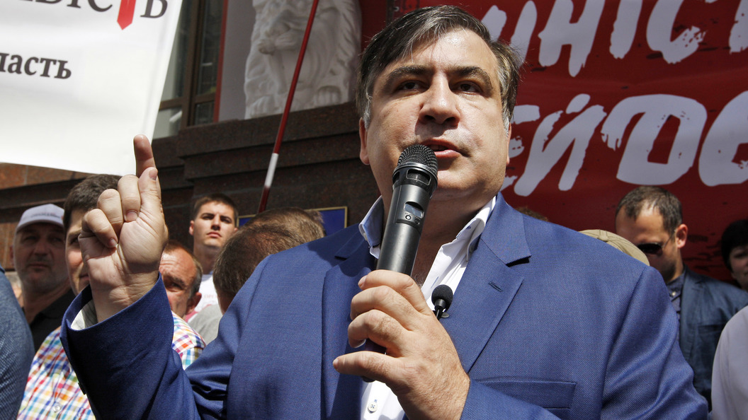 Саакашвили рассказал, чем на самом деле занимается Порошенко в рабочее время Саакашвили рассказал, чем на самом деле занимается Порошенко в рабочее время