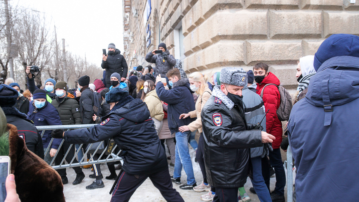 Почём прогулки в стиле Навального: Как Европа карает за несанкционированные митинги