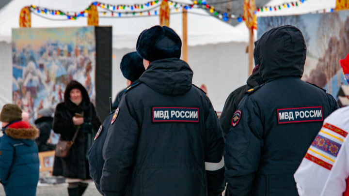 Тариф грабительский! Под Ростовом возмущённые продавцы рынка Агромолл устроили забастовку