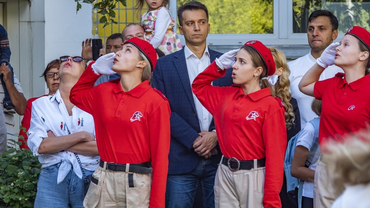 В Крыму школьникам предложили записаться на СВО: Разоблачение в одной букве