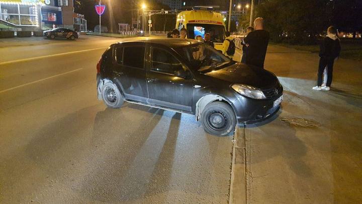 В Екатеринбурге водитель совершил небольшое ДТП и скончался в больнице