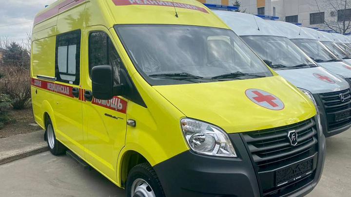 Кубанских медиков с Днем работников скорой помощи поздравил губернатор