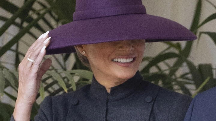 Тайный знак для Карла III. Мелания Трамп всё сказала без слов