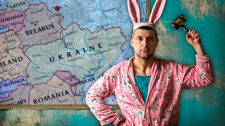 Не смейтесь, пожалуйста. Пресс-служба Зеленского запрещает унижать просроченного фотографиями