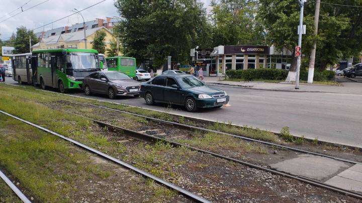 В Свердловской области водители общественного транспорта всё чаще становятся виновниками ДТП