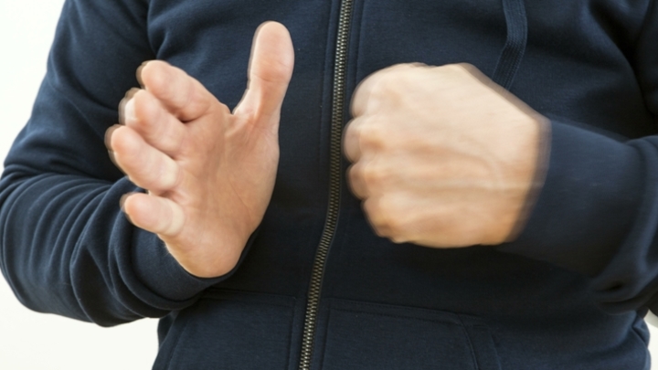 Суд признал депутата с Алтая виновным в изнасиловании 14-летней девочки