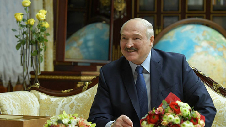 Лукашенко признали первым в мире политиком-победителем цветного блицкрига