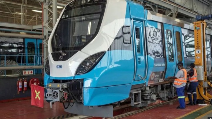 Лжеинженер принёс $335 млн убытка Агентству пассажирских железных дорог ЮАР